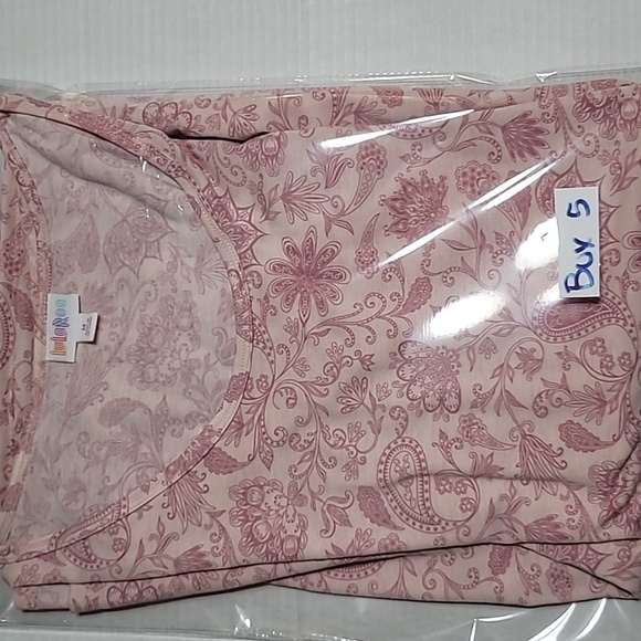LuLaRoe Pink with Designs, Slit On Sides Short Sleeves Size Medium - Picture 8 of 8